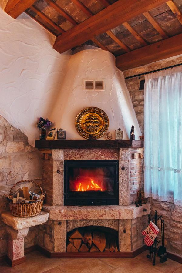 City Center Coastal Escape - Apartments With Sea View Or Cozy Room Novigrad Istria Esterno foto