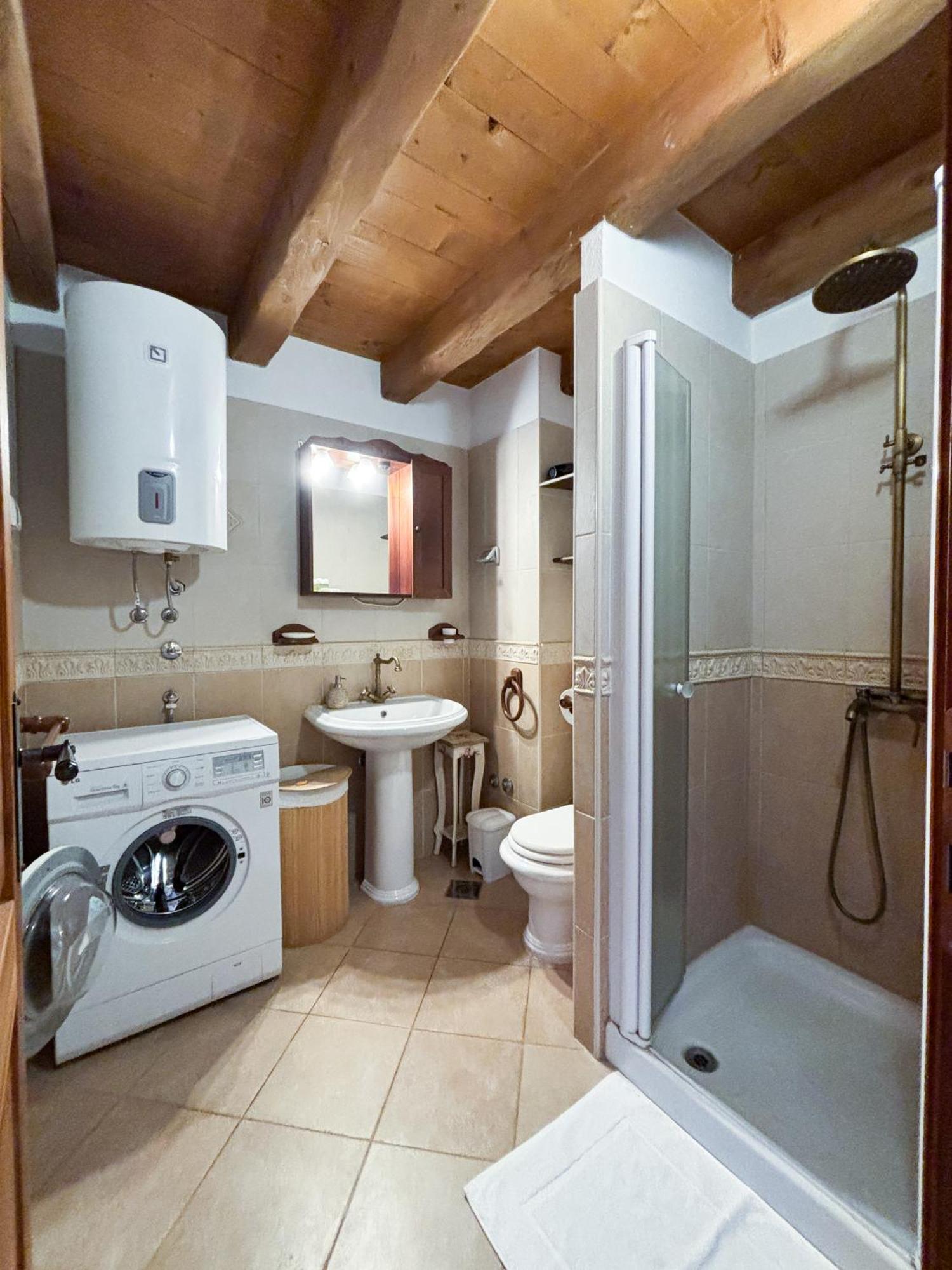 City Center Coastal Escape - Apartments With Sea View Or Cozy Room Novigrad Istria Esterno foto