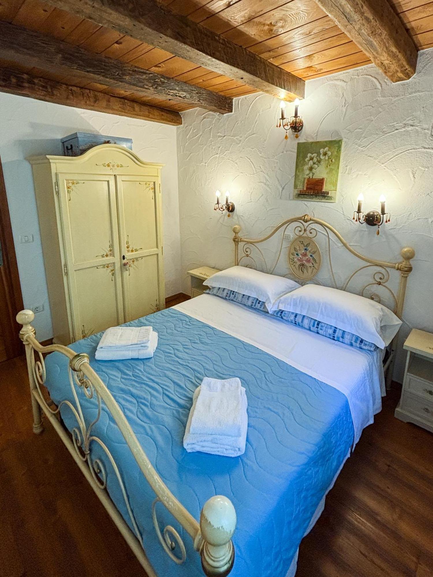 City Center Coastal Escape - Apartments With Sea View Or Cozy Room Novigrad Istria Esterno foto