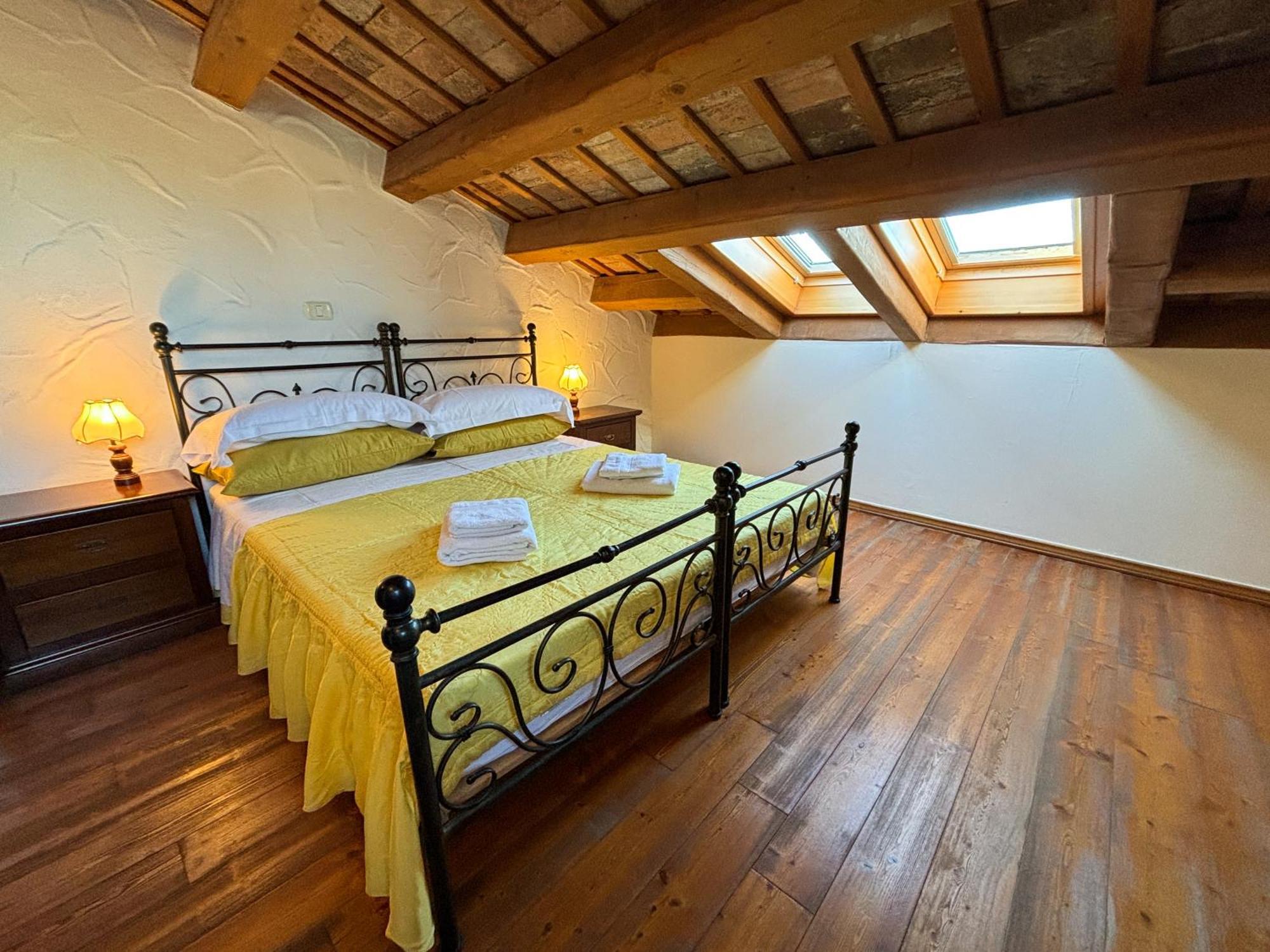 City Center Coastal Escape - Apartments With Sea View Or Cozy Room Novigrad Istria Esterno foto